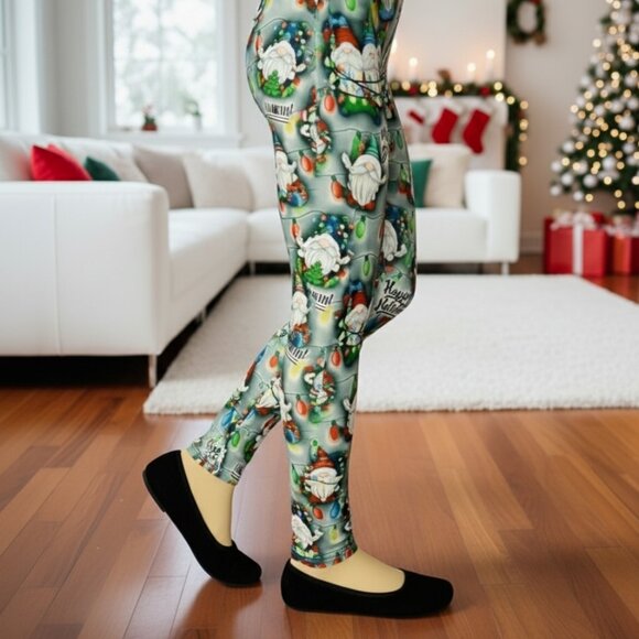 S/L NEW Girls Christmas Gnome Leggings Buttery Soft Holiday Yoga Pants - Picture 2 of 12